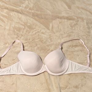 PINK Victoria's Secret Light Pink T-Shirt Bra